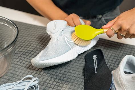 how to clean shoe mesh.